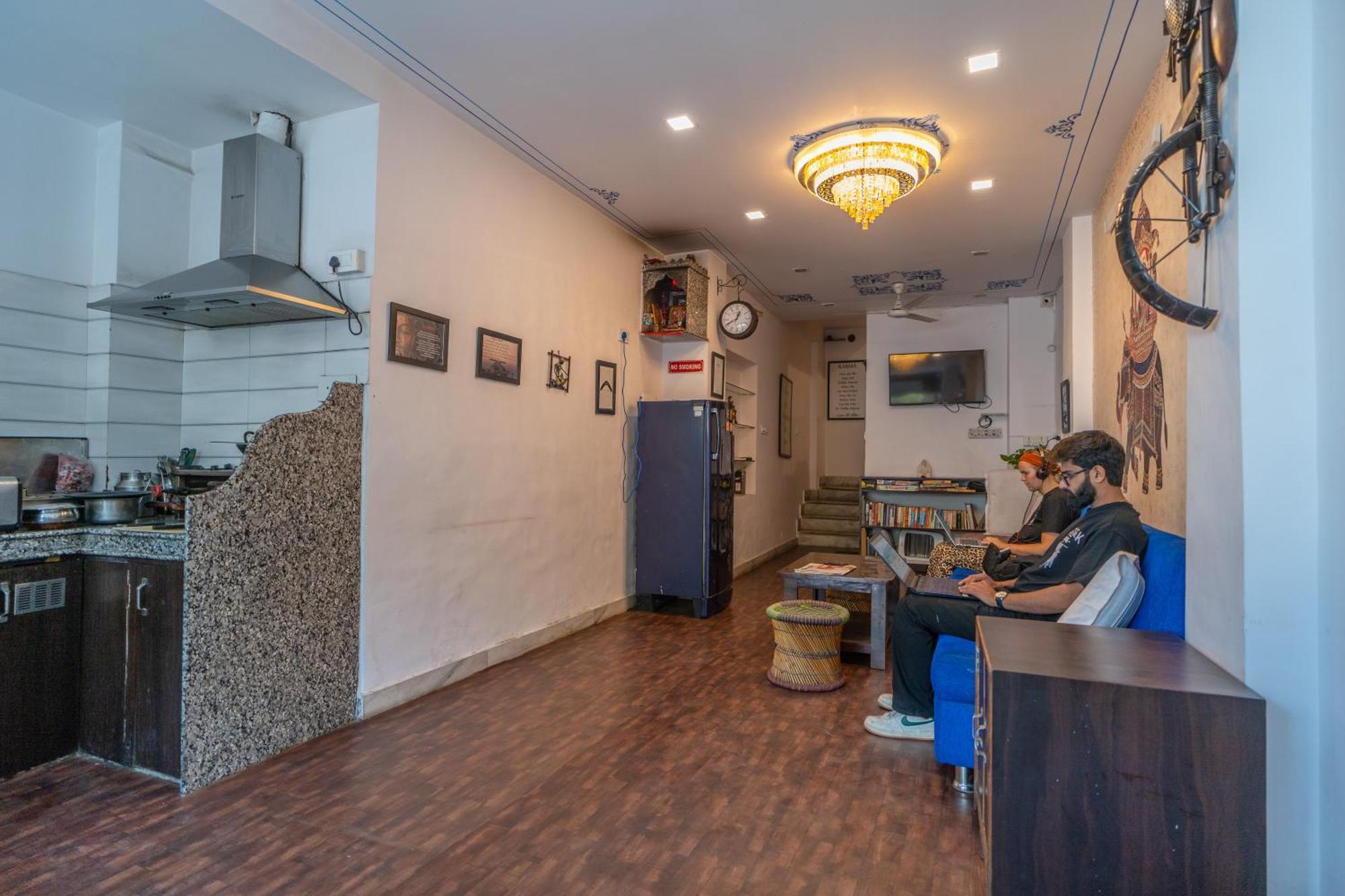Footprint Hostel อุเดเปอร์ ภายนอก รูปภาพ