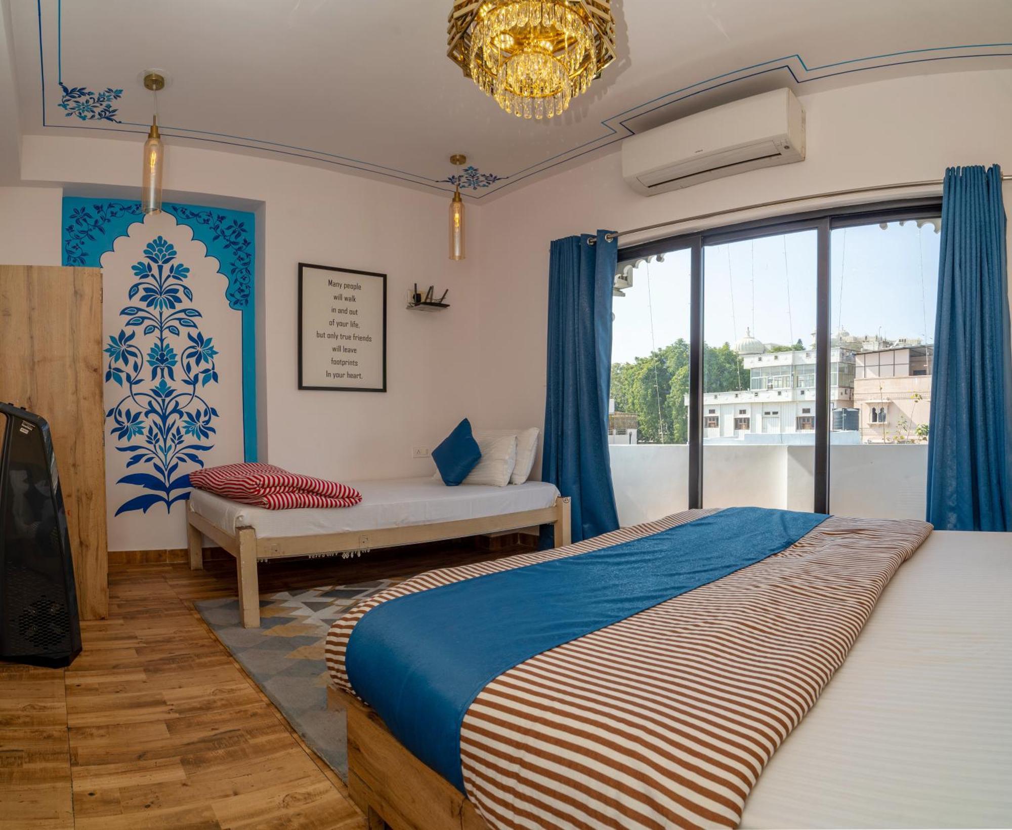Footprint Hostel อุเดเปอร์ ภายนอก รูปภาพ