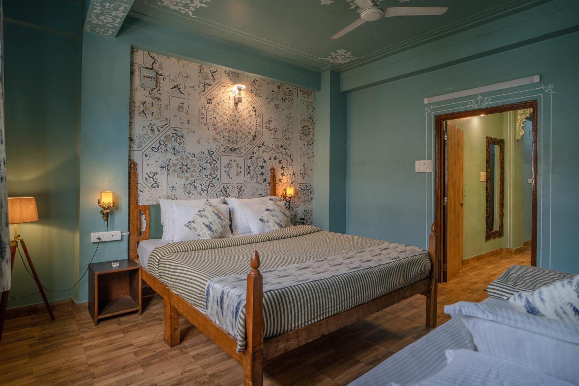 Footprint Hostel อุเดเปอร์ ภายนอก รูปภาพ