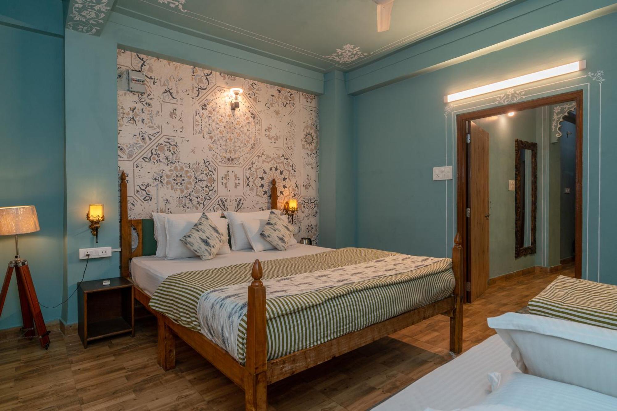 Footprint Hostel อุเดเปอร์ ภายนอก รูปภาพ