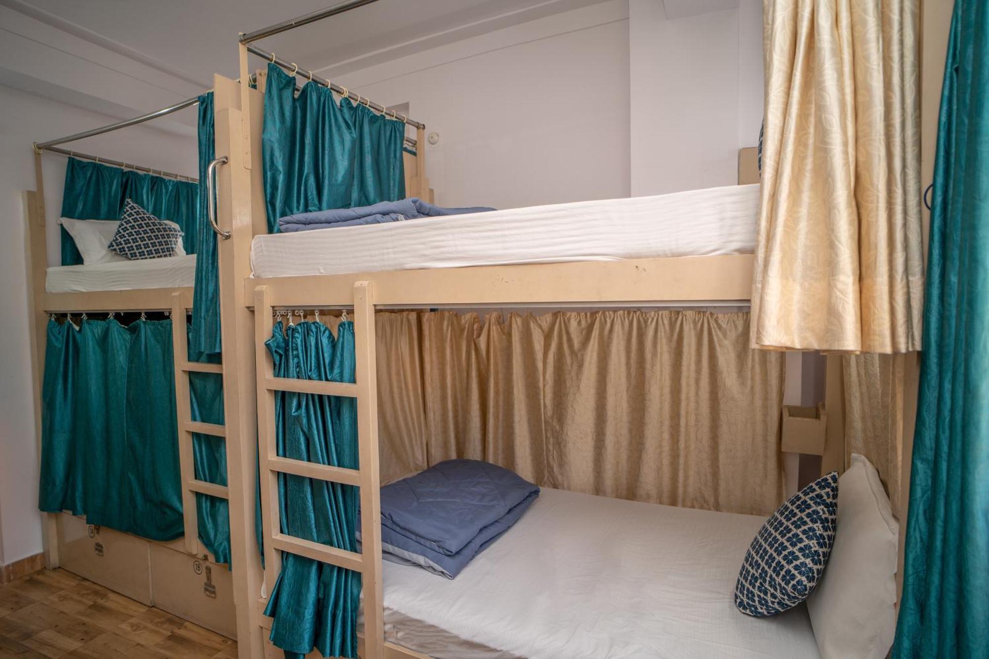Footprint Hostel อุเดเปอร์ ภายนอก รูปภาพ