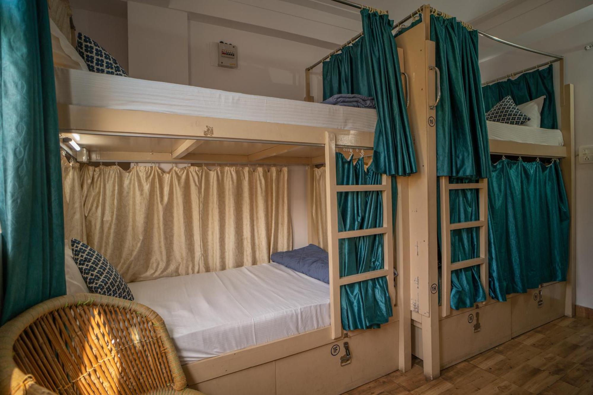 Footprint Hostel อุเดเปอร์ ภายนอก รูปภาพ