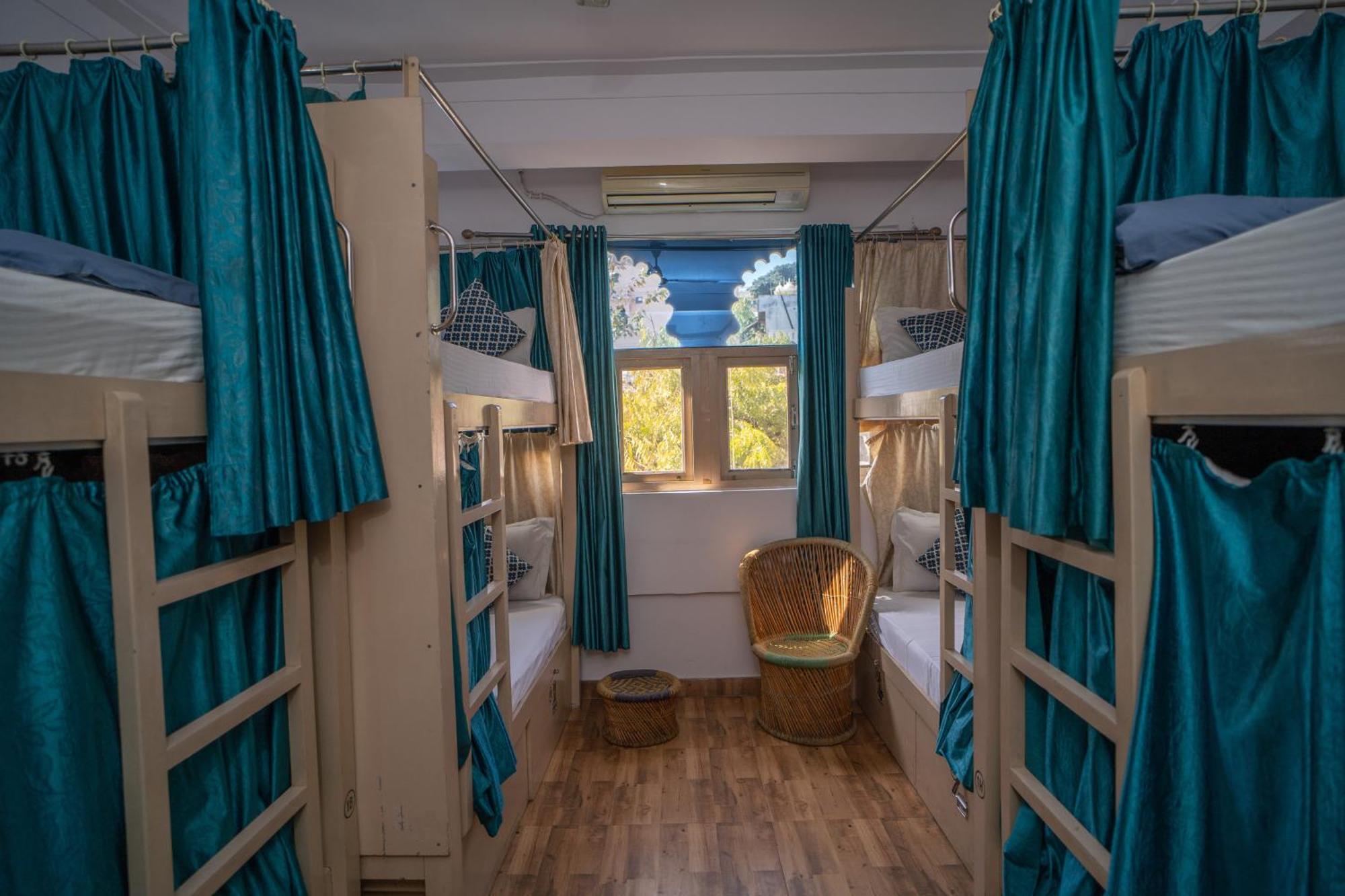 Footprint Hostel อุเดเปอร์ ภายนอก รูปภาพ